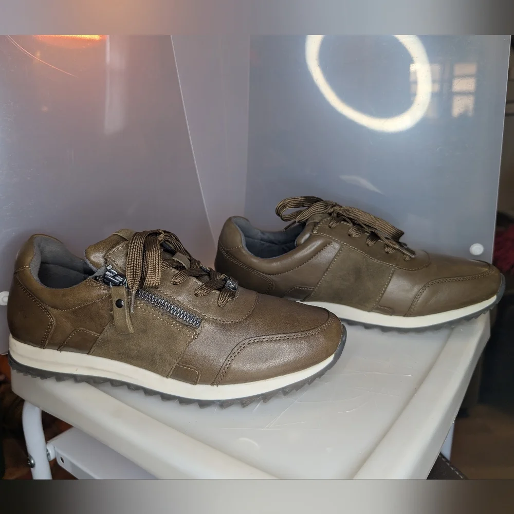 Men's‎ Brown Leather Sneakers